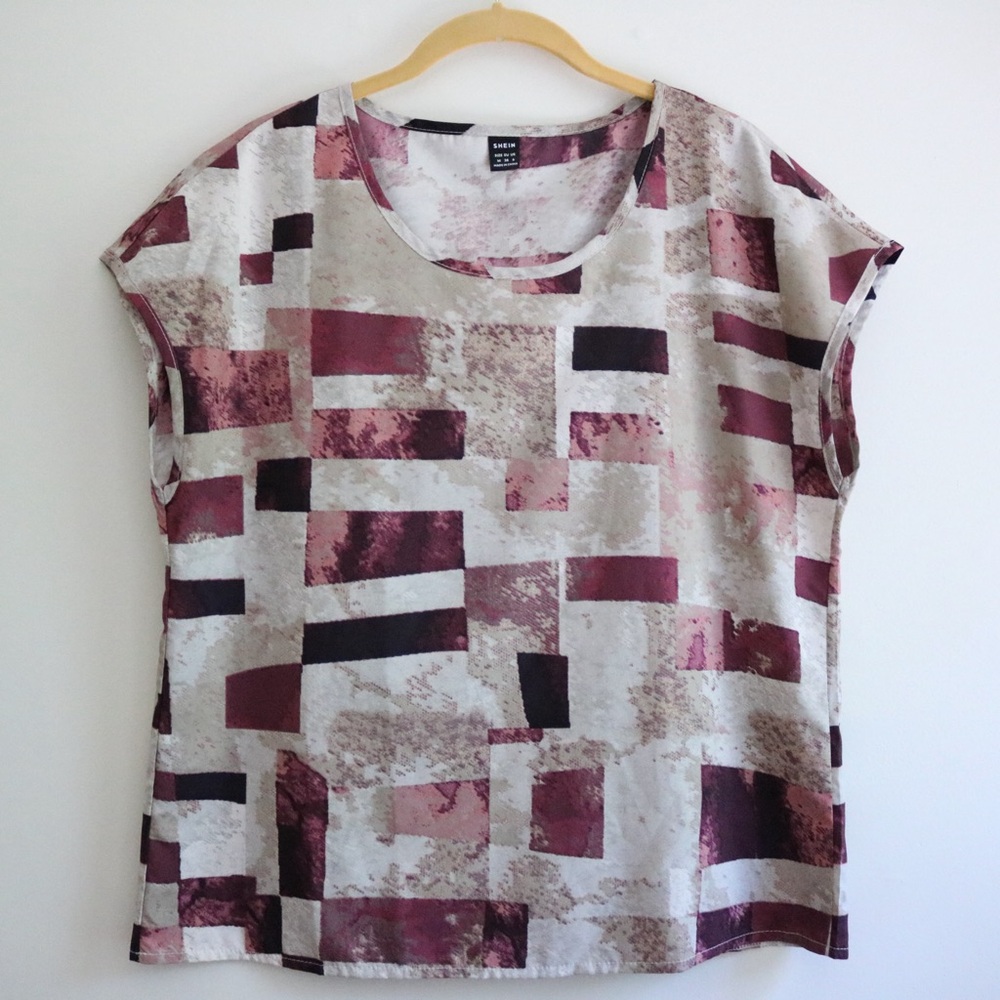 Magenta Purple Geometric Print Short Sleeve Blouse
